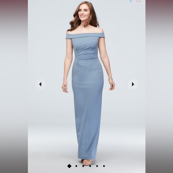 DB STUDIO

off-the-shoulder stretch crepe ruched dress - Picture 1 of 9